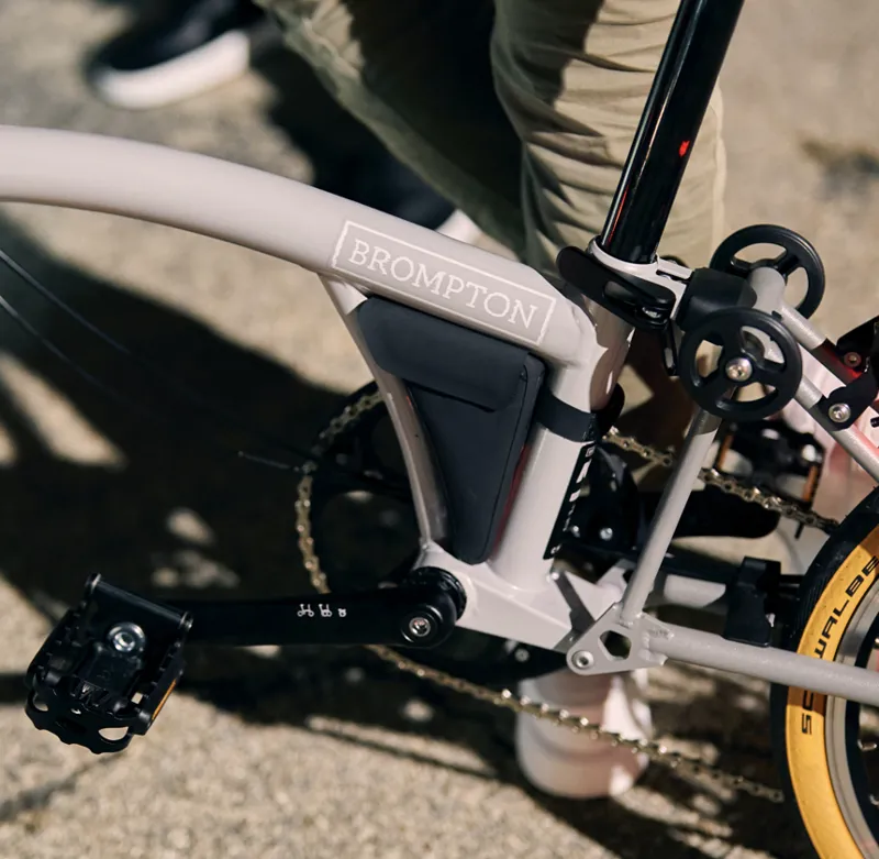 Brompton P-Line Limited Edition CHPT 3 2023 Special Edition-10