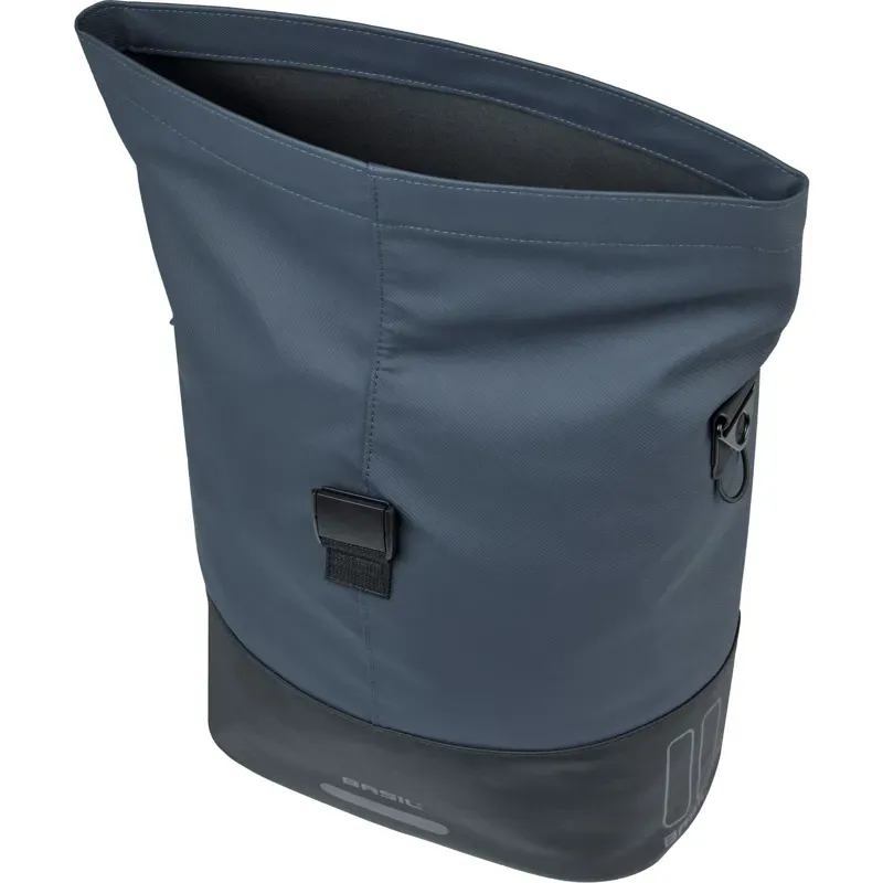 Basil Cove 14-16 Litre Shopper Pannier bag In Navy/Black-2