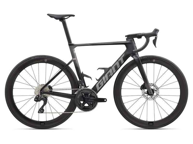 Giant Propel Advanced 1 Aero Road Bike in Carbon