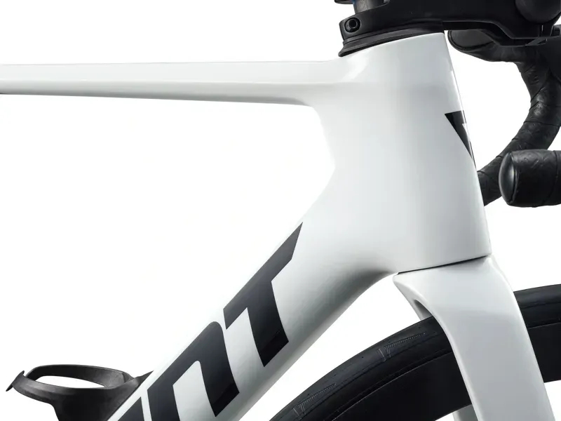 Giant Propel Advanced 2 Aero Road Bike in White-4
