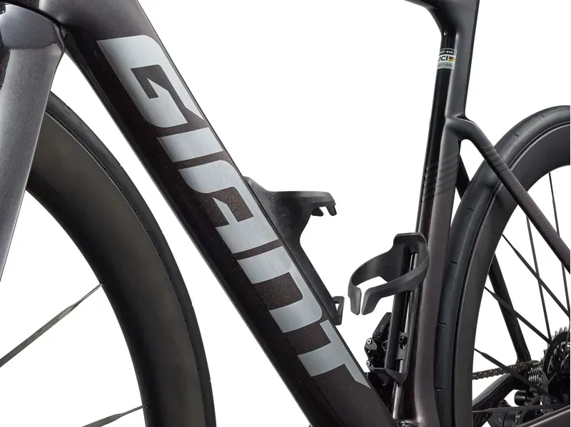 Giant Propel Advanced Pro 0 AXS Aero Road Bike in Obsidian Pulse-2