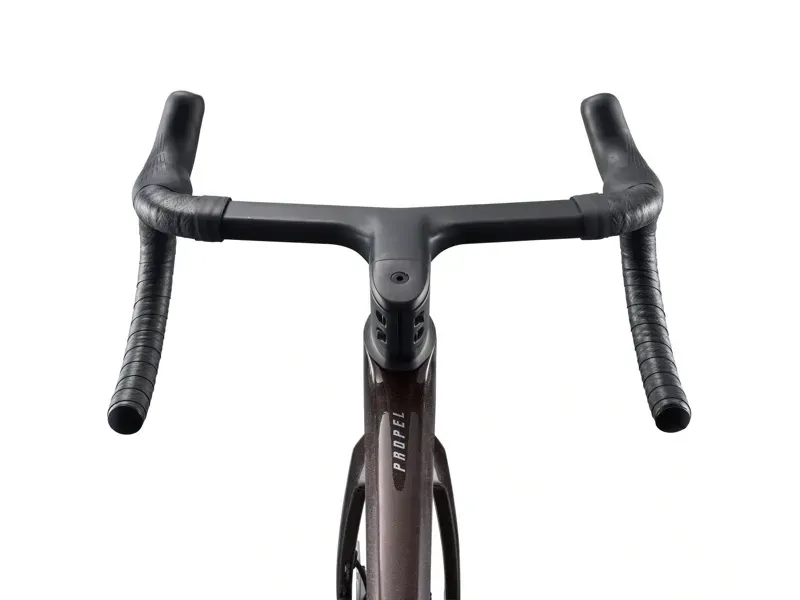 Giant Propel Advanced Pro 0 Di2 Aero Road Bike in Obsidian Pulse-8
