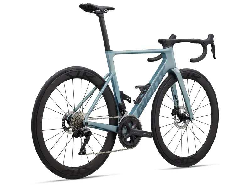 Giant Propel Advanced Pro 1 Di2 Aero Road Bike in Cryo Silver-1