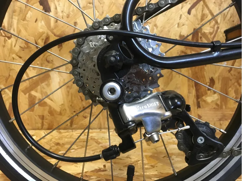 Bike Friday Tikit Medium in White - Ex Display-3