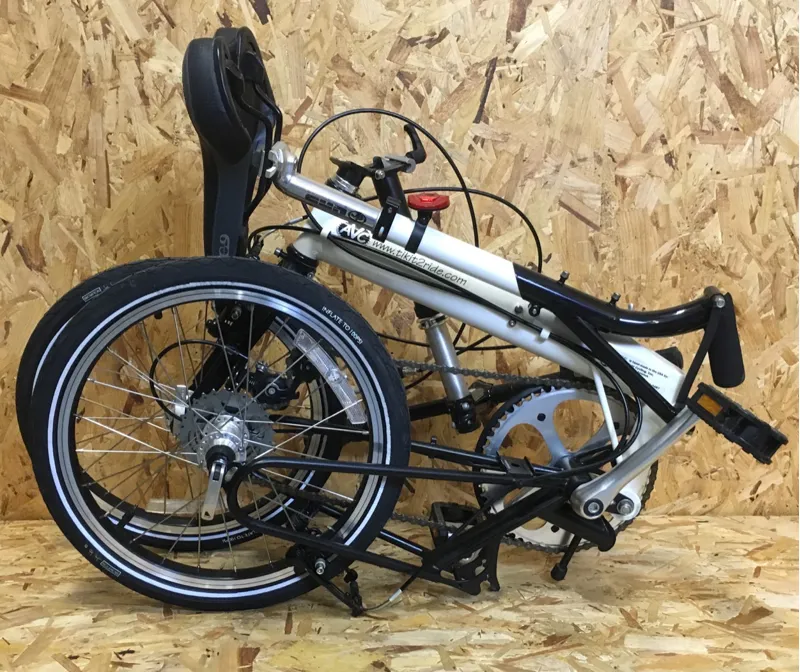 Bike Friday Tikit Medium in White - Ex Display-8