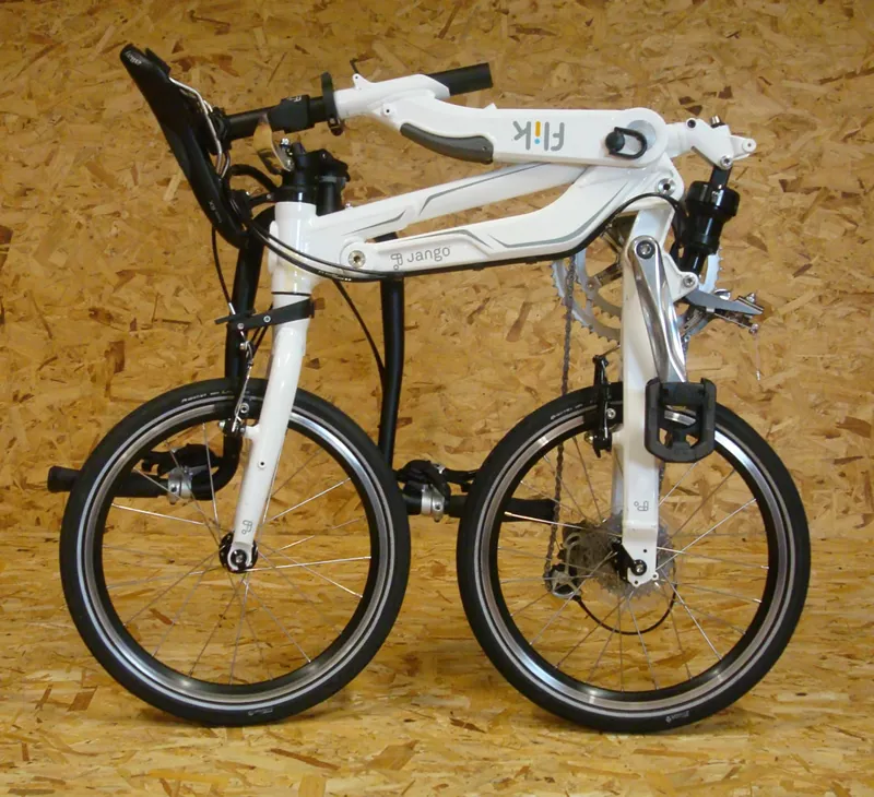 Jango Flik EZ V9 折りたたみ自転車　ジャンゴ　フリック わずか4秒で折り畳み！JANGO FLIK V9 - 新製品情報 | cyclowired