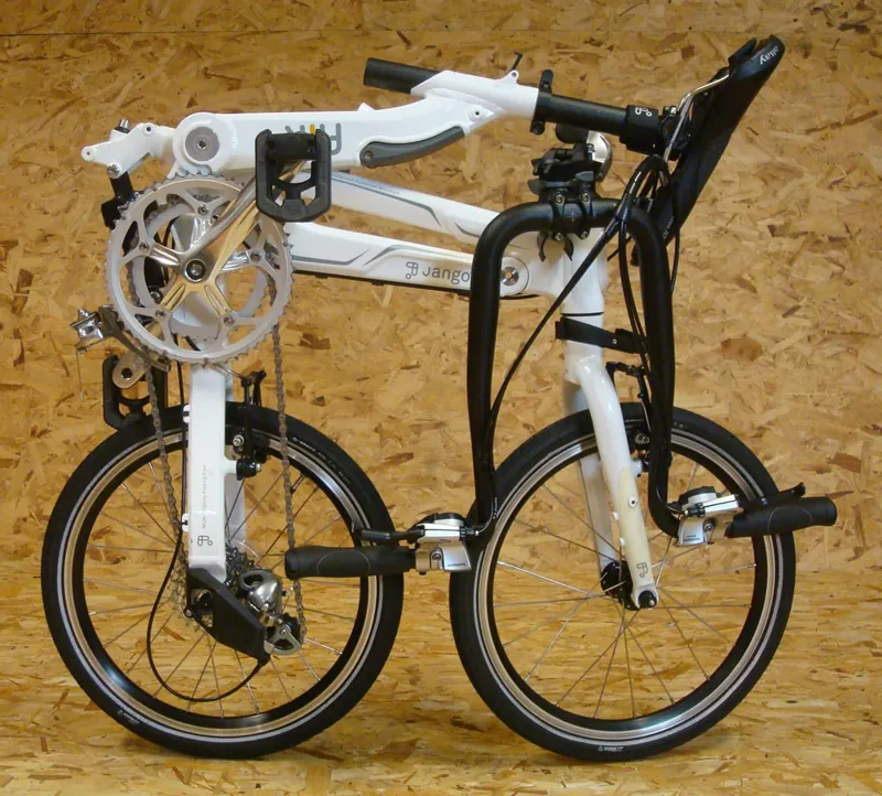 Jango Flik V9 White Folding Bike Ex Display