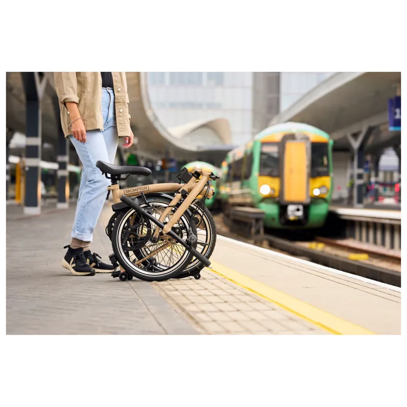 Brompton C Line 12 speed Folding Bike in Dune Sand-10