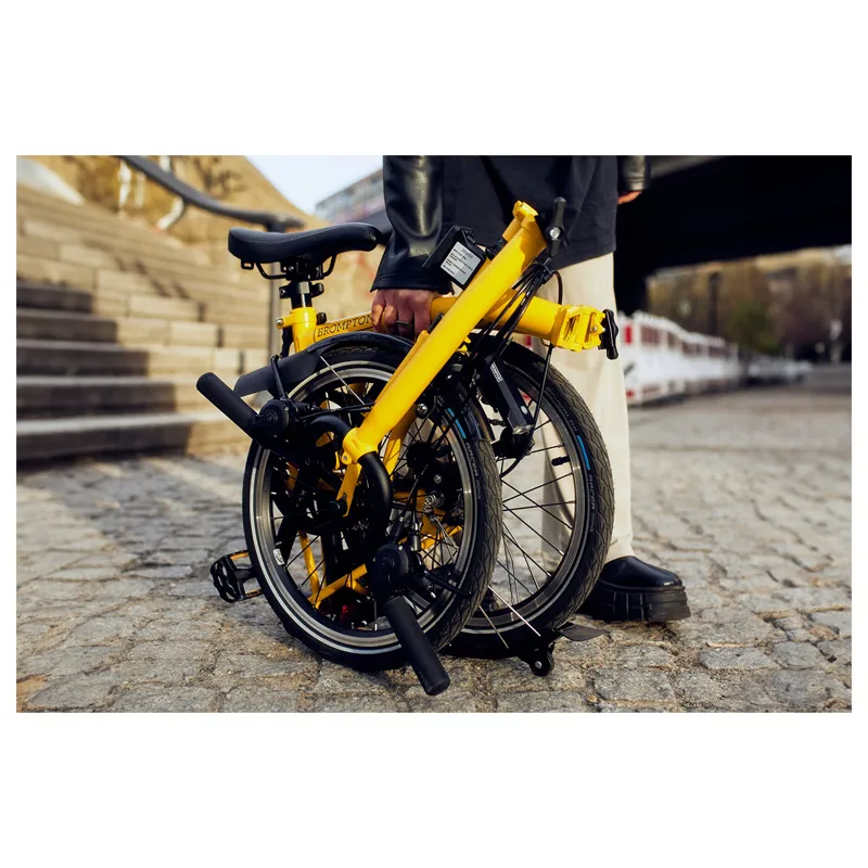 Brompton C-Line Explore 6 Speed M6L with Mid Bar in BumbleBee Yellow-4