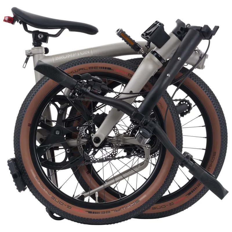 Brompton G-Line Traildust White with Mudguards and Rack TYCC-3