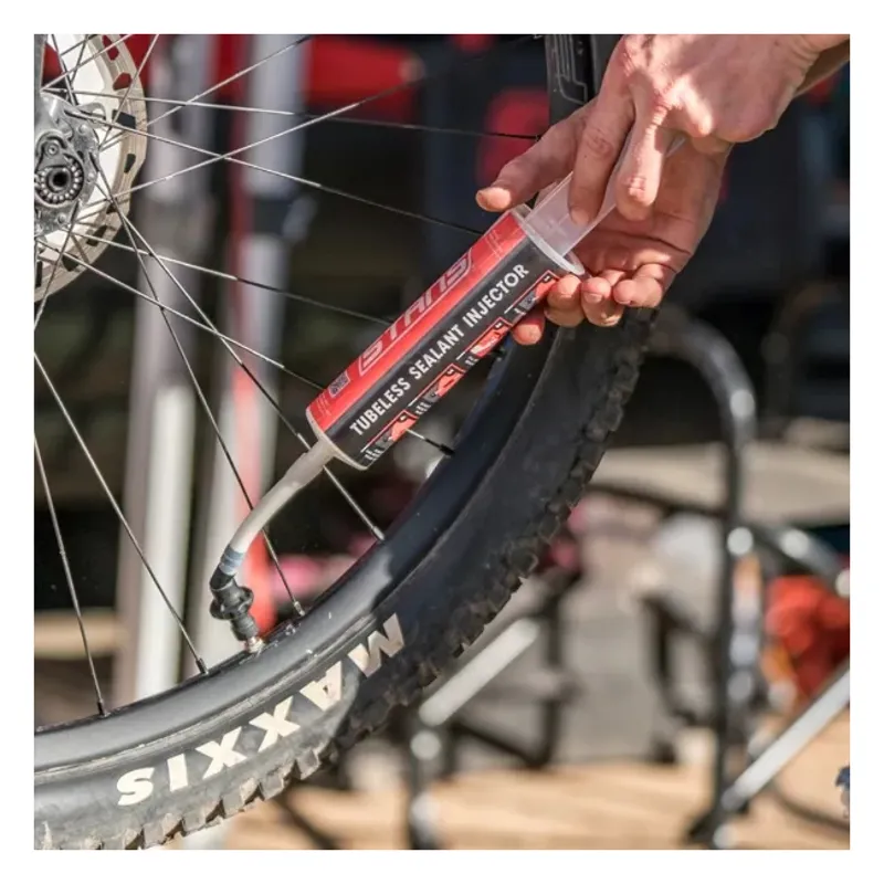 Stans NoTubes Tyre Sealant Injector-4