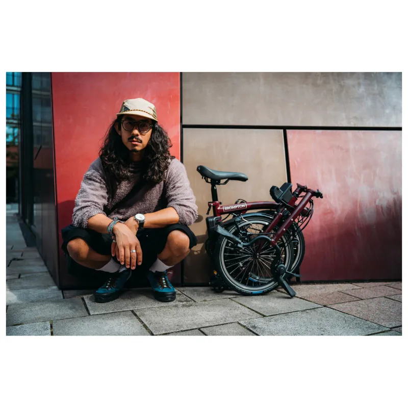 Brompton C Line Electric 4 speed Folding Bike with Rack in Red Plum-2