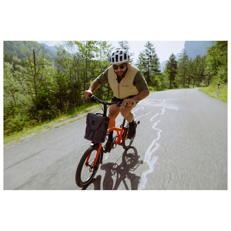 Brompton Electric G-Line with SuperRoll+ 4 speed in Adventure Orange-8