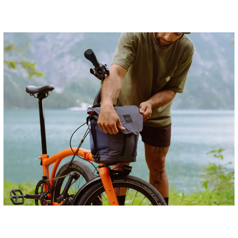 Brompton Electric G-Line with SuperRoll+ 4 speed in Adventure Orange-6