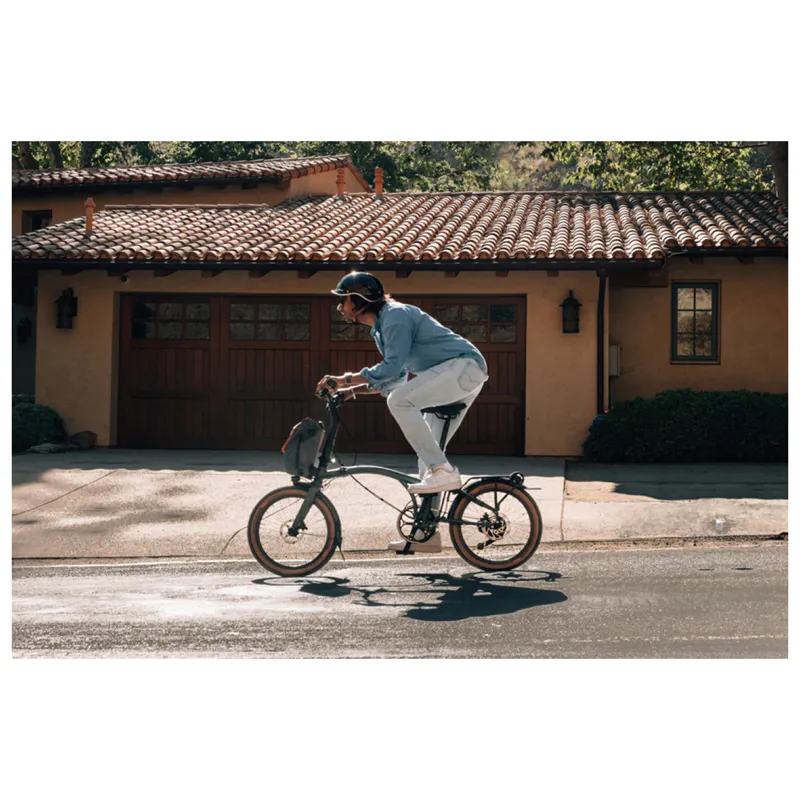 Brompton Electric G-Line with SuperRoll+ 4 speed in Forest Green-5