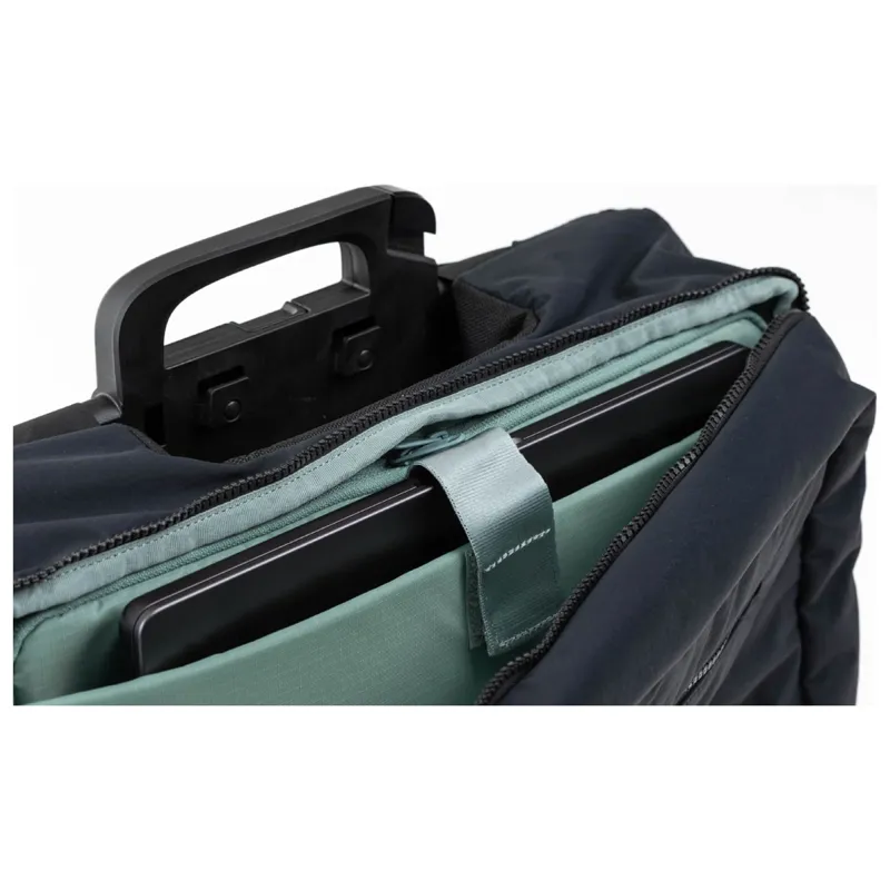 Brompton Electric Backpack Medium in Black-8