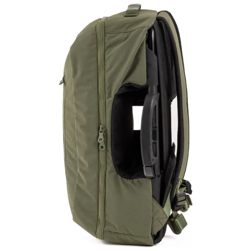 Brompton Electric Backpack Medium in Olive Green-7
