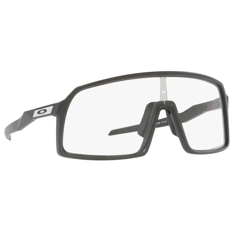 Oakley Sutro - Carbon Frame / Clear To Black Iridium Photochromic Lens-2
