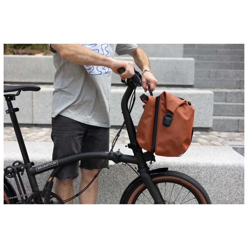 Brompton WaterProof RollTop Large Pannier Bag in Copper-8