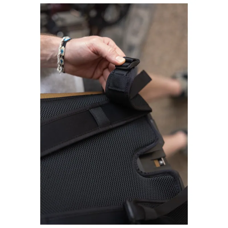 Brompton Waterproof Roll Top Small in Bronze-9