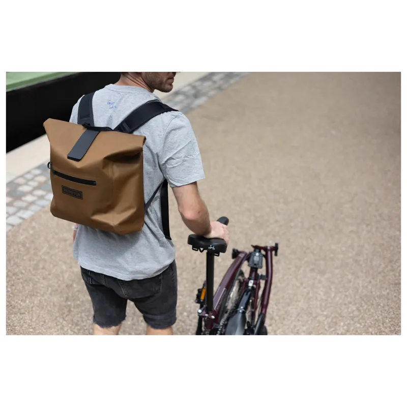 Brompton Waterproof Roll Top Small in Bronze-12