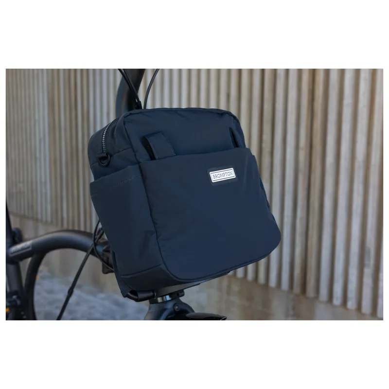 Brompton Tote Bag Small in Black-9