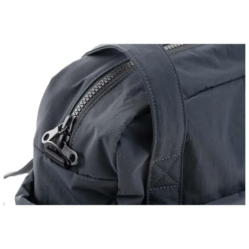 Brompton Tote Bag Small in Black-7