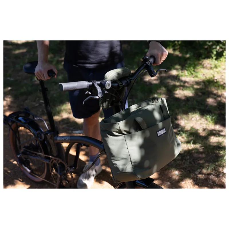 Brompton Tote Bag Medium in Olive Green-8