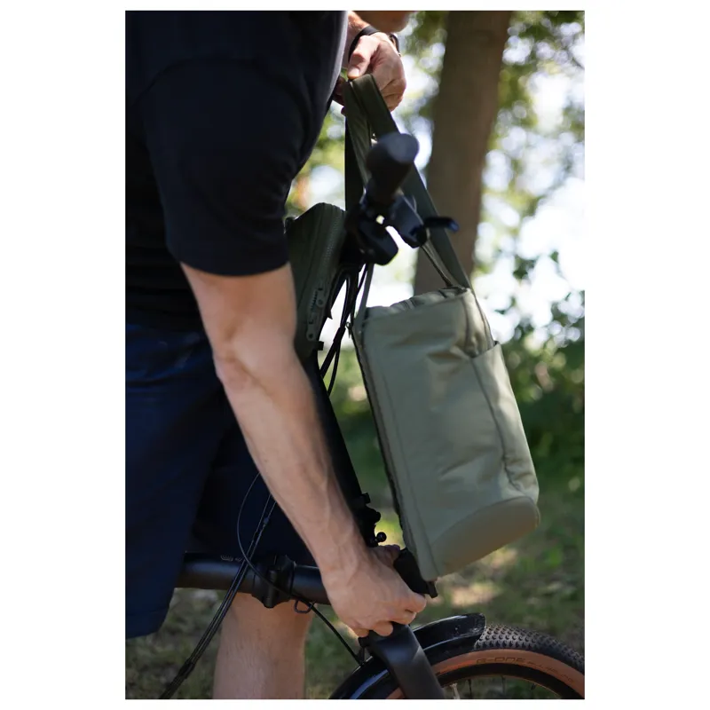 Brompton Tote Bag Medium in Olive Green-13