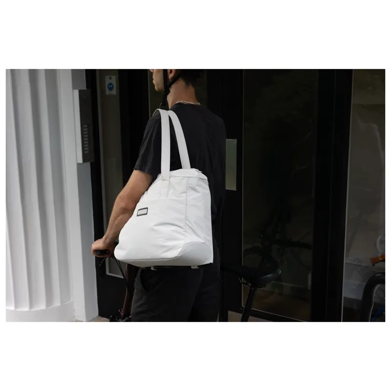 Brompton Tote Bag Medium in Ivory-6