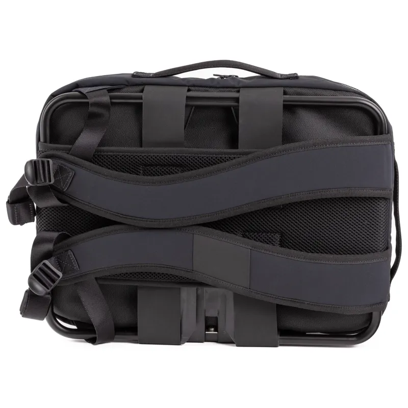 Brompton Backpack Medium Pannier Bag in Black-11