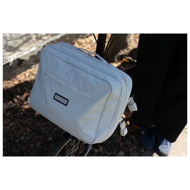 Brompton Backpack Medium Pannier Bag in Ivory