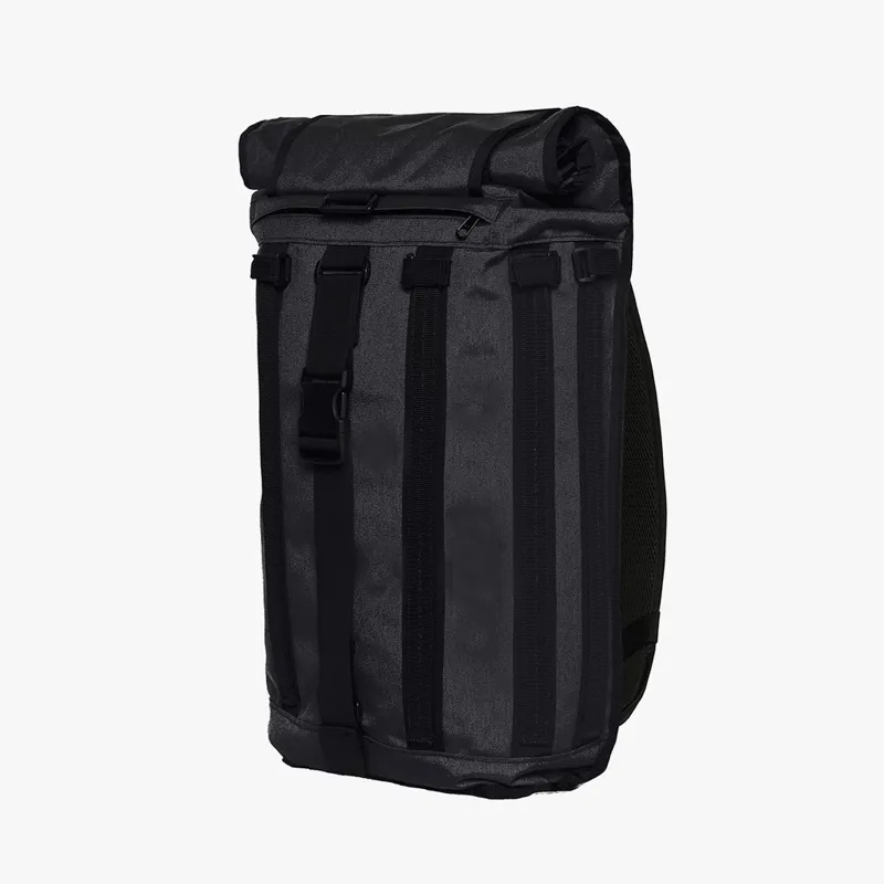 Mission Workshop R6 - 20L Backpack in HT500 Black